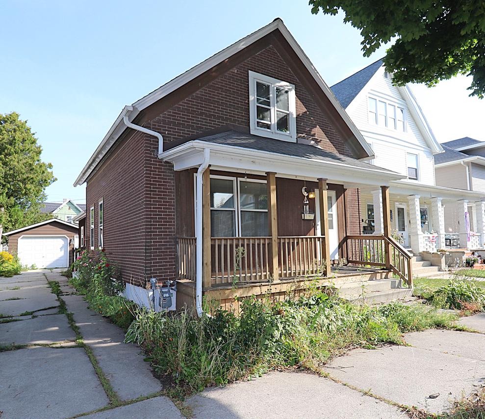 1412 Lincoln Ave, Sheboygan, WI 53081