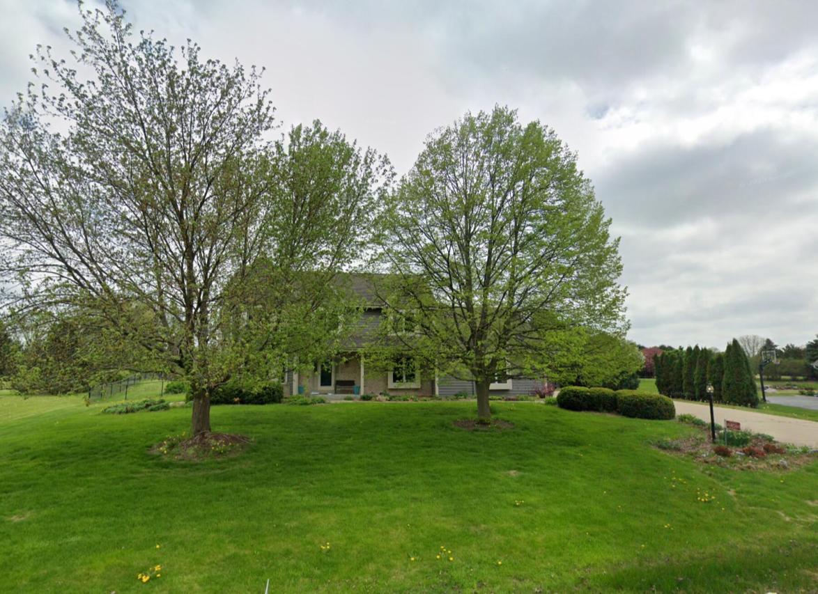 S46W25665 Shadow Ridge, Waukesha, WI 53189
