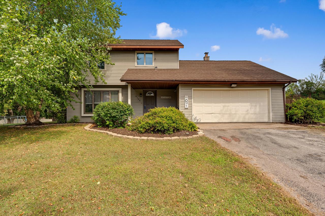 W6156 William Dr, Onalaska, WI 54650