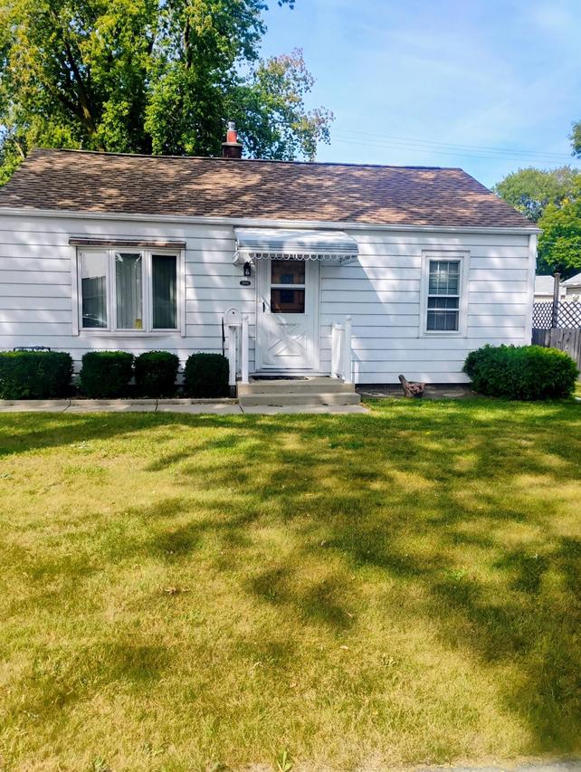 2909 S 68th St, Milwaukee, WI 53219