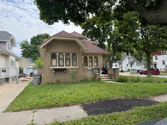 2902 N 57th St #2902A, Milwaukee, WI 53210