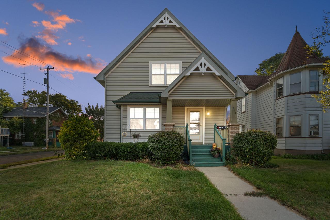 6105 25th Ave, Kenosha, WI 53143
