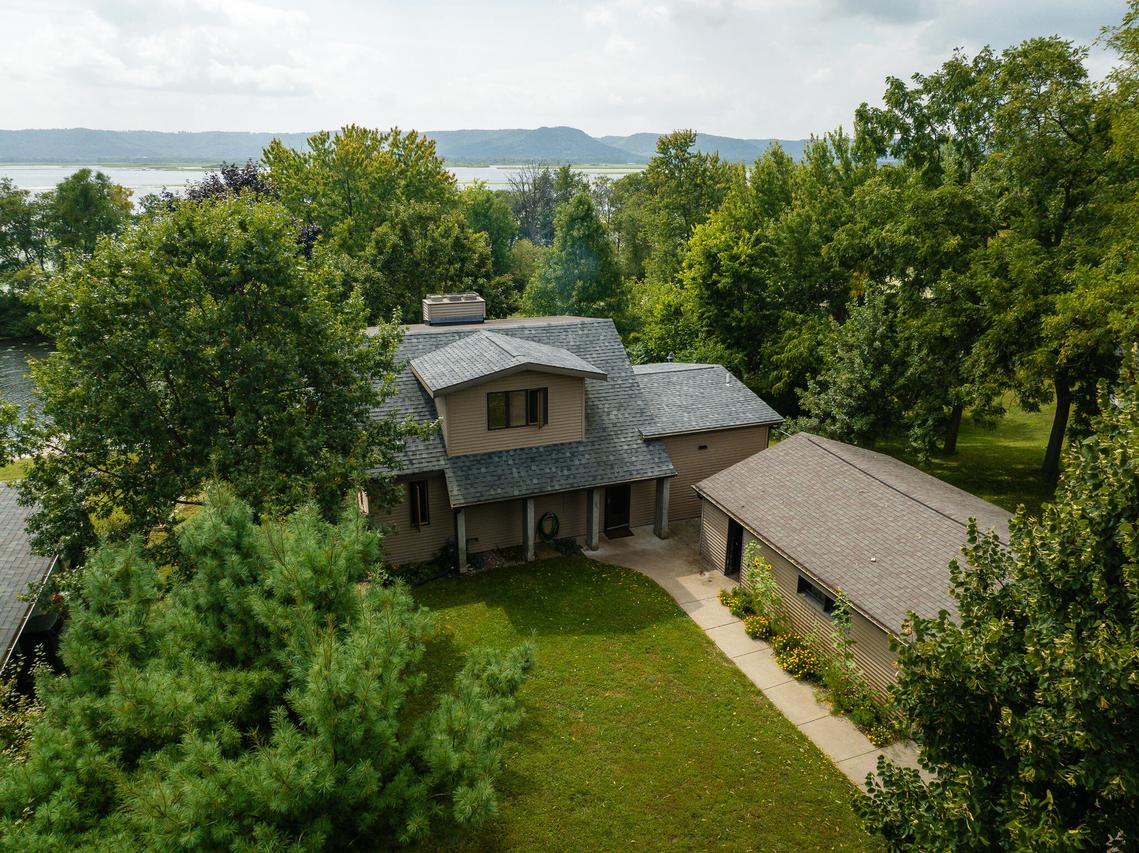 W7919 County Road Zb -, Onalaska, WI 54650