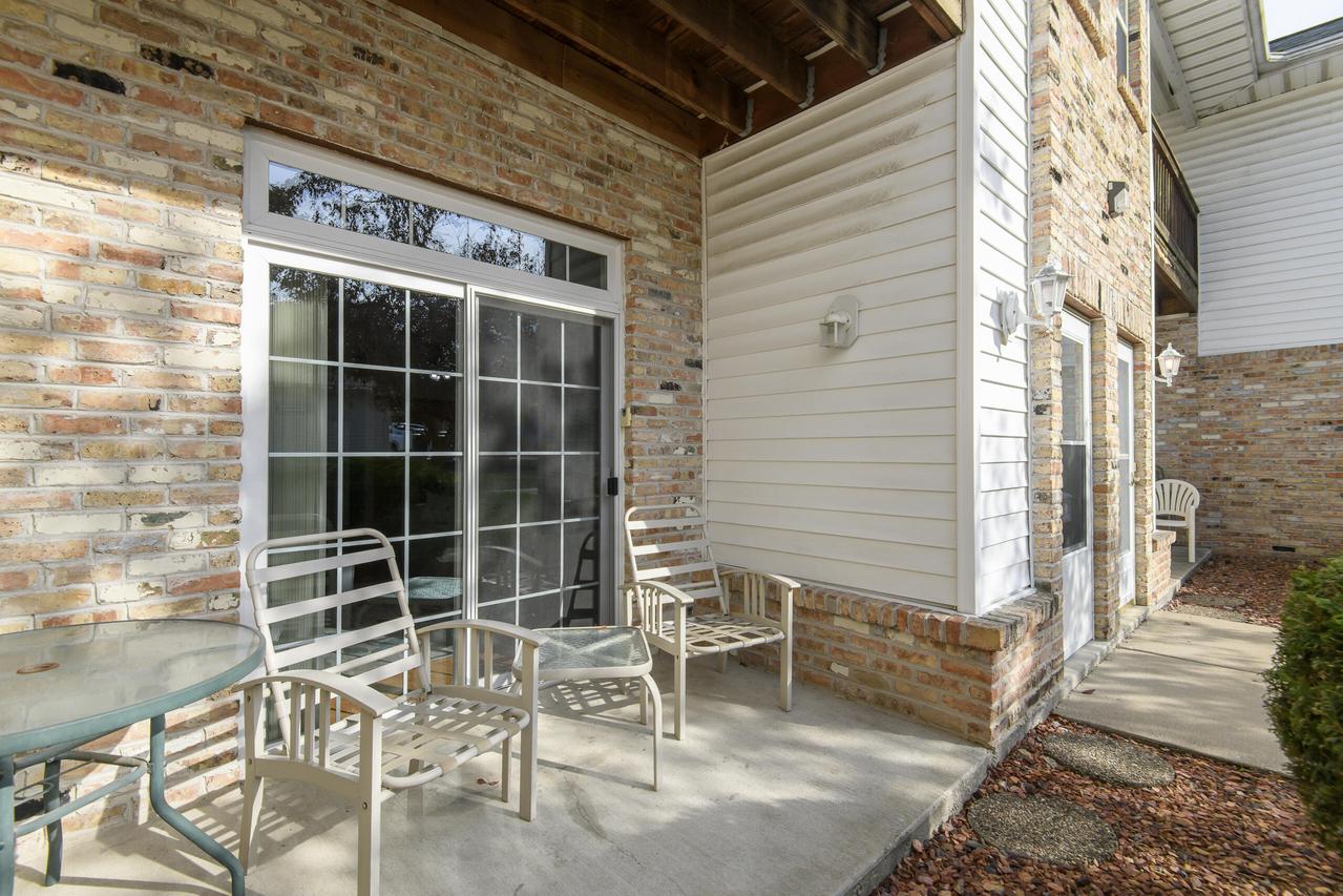 4300 W Grange Ave #5, Greenfield, WI 53220