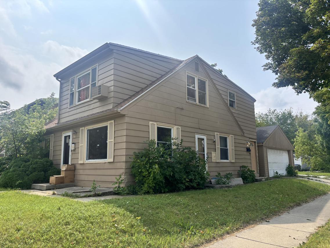 4375 N 61st St #75A, Milwaukee, WI 53216