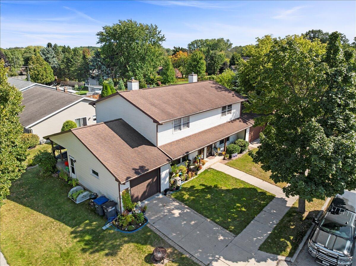 3953 Meadowbrook Ct #3955, Sheboygan, WI 53081