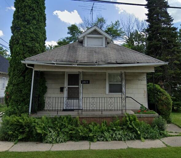 1823 43rd St, Kenosha, WI 53140