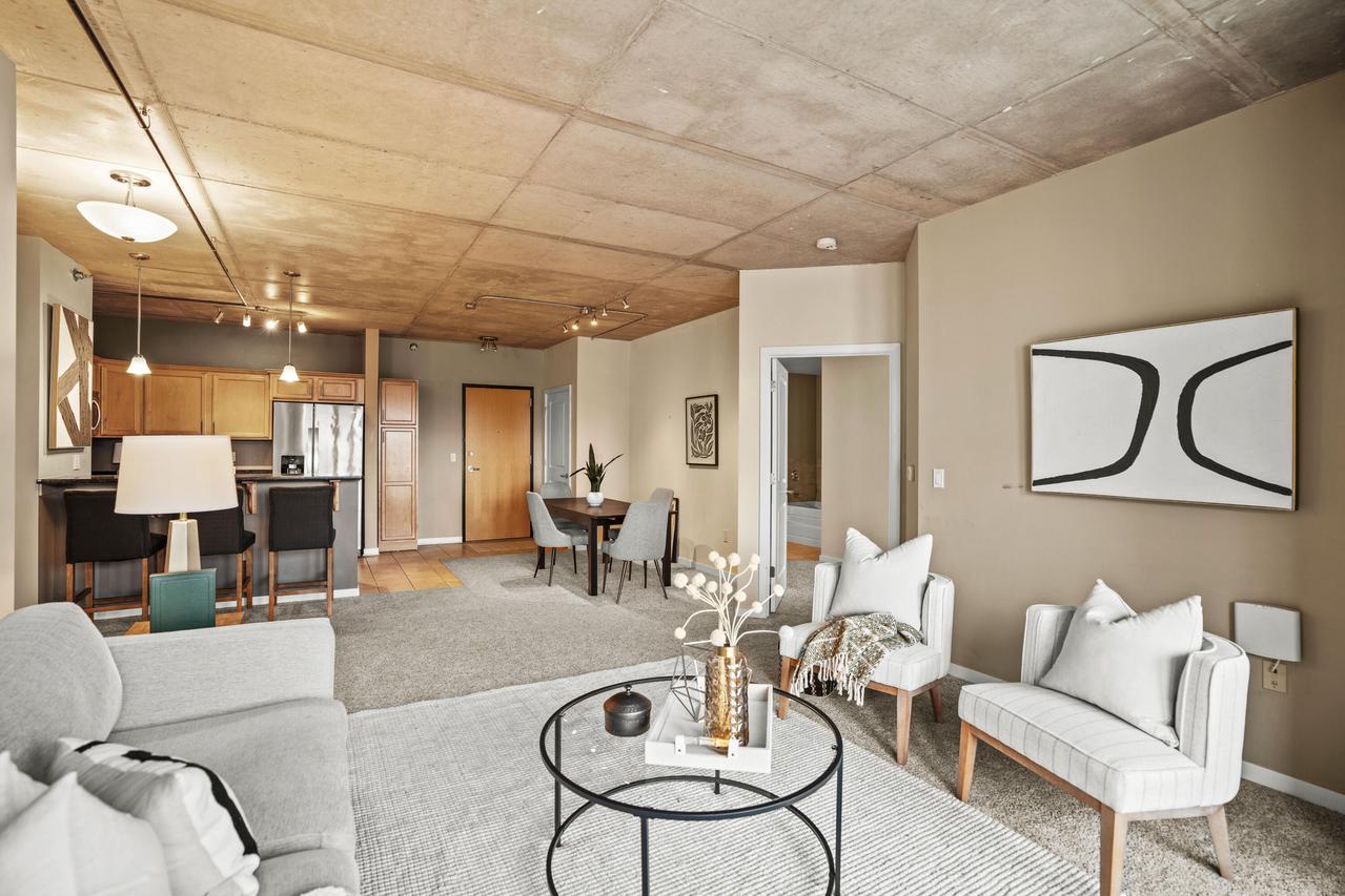 102 N Water St #402, Milwaukee, WI 53202
