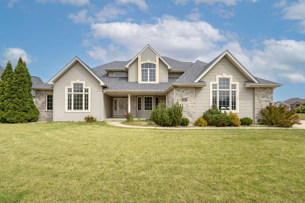 2421 Dover Ln, Mount Pleasant, WI 53406