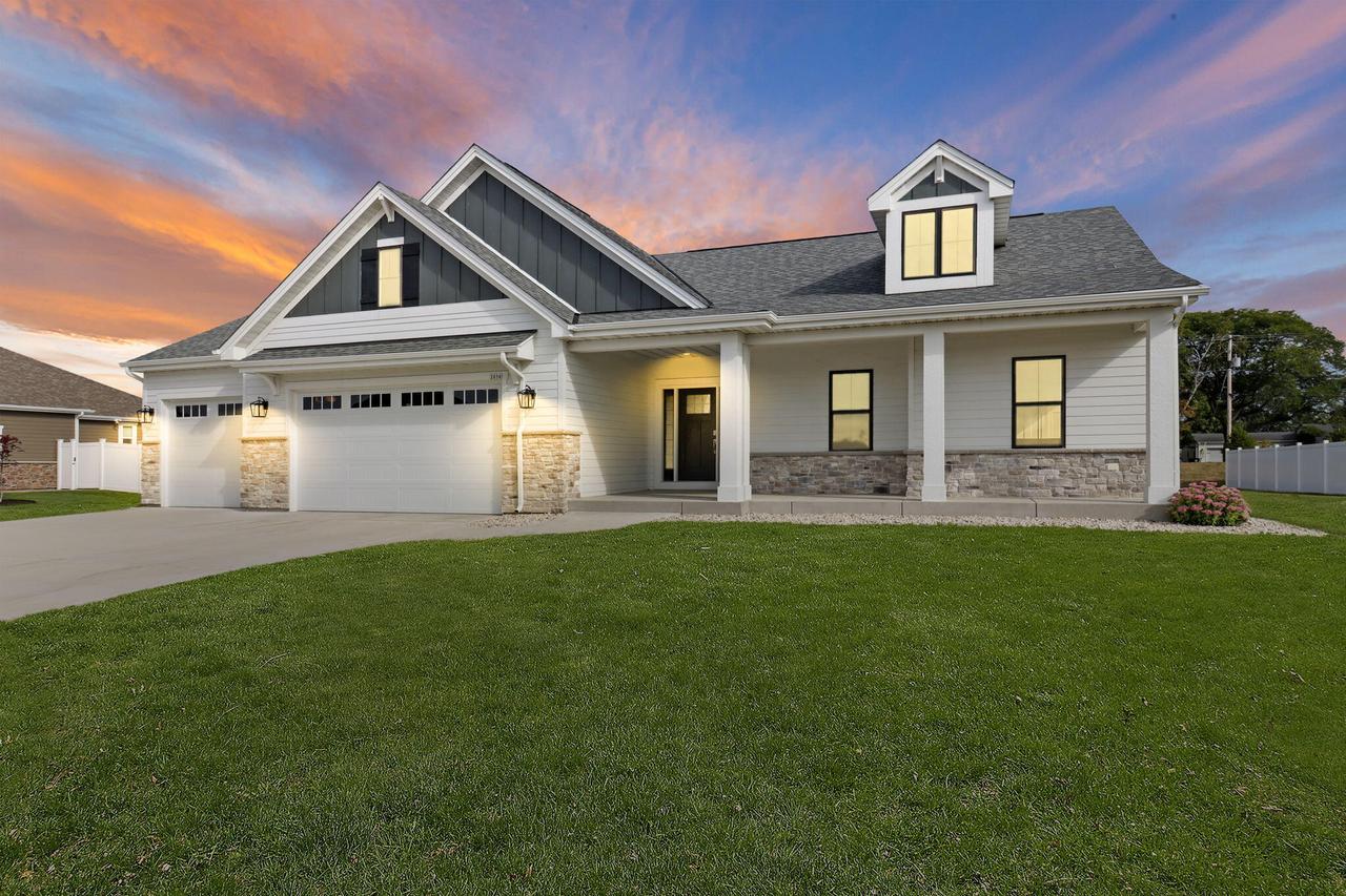 2036 7th Pl, Somers, WI 53140