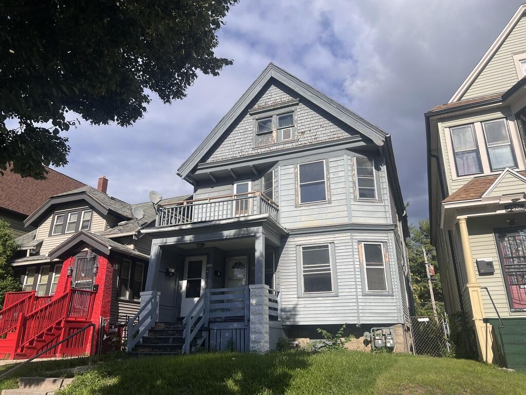 2530 N 37th St #2532, Milwaukee, WI 53210