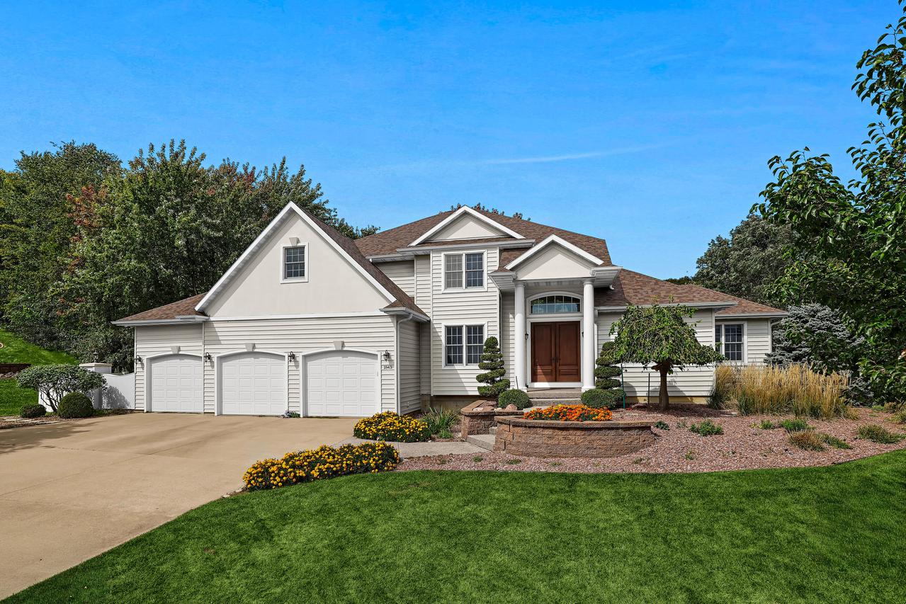 1843 Tahoe Pl, Onalaska, WI 54650