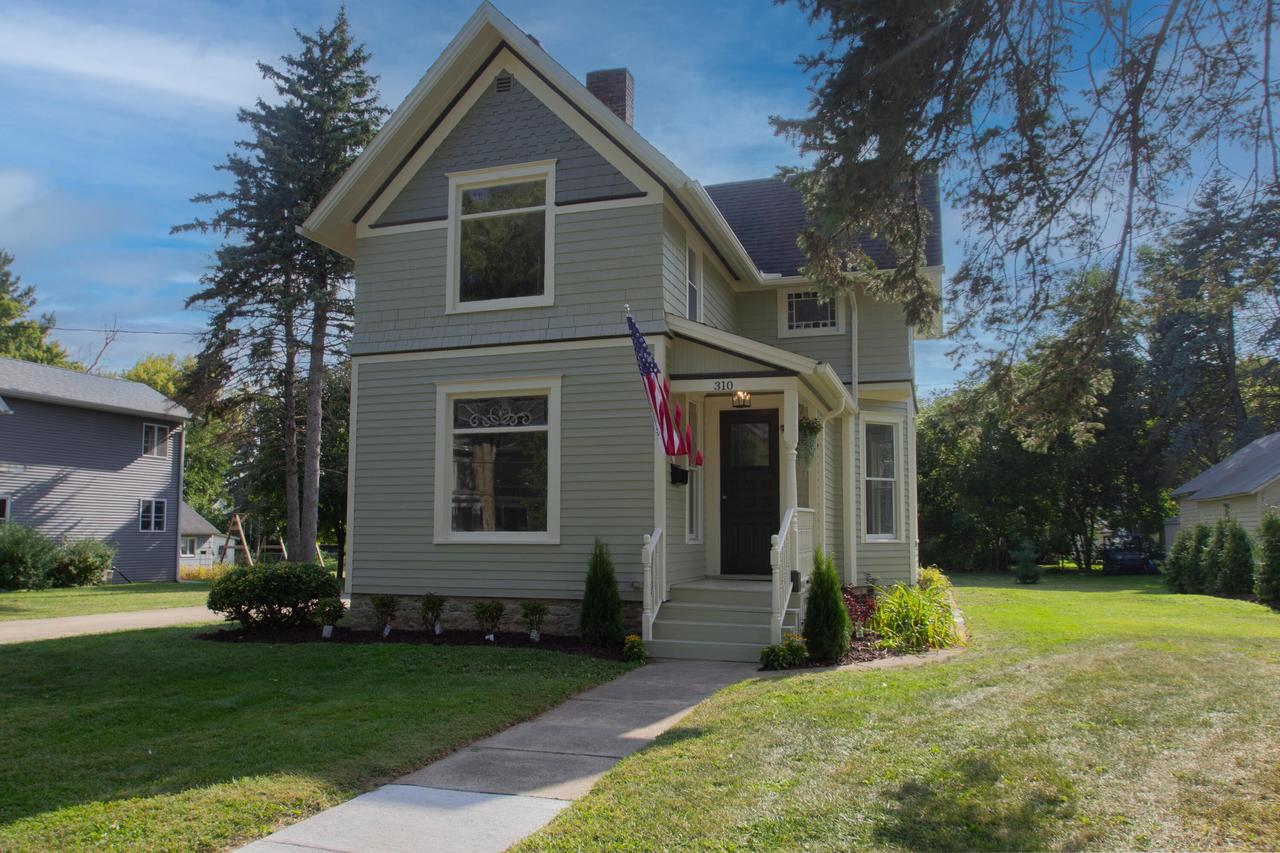 310 E Washington St, Lake Mills, WI 53551