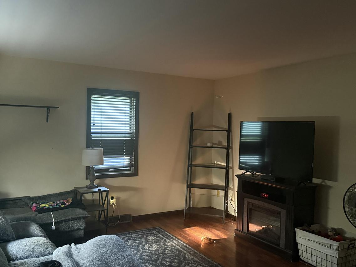 264 Parkview Dr., Burlington, WI 53105