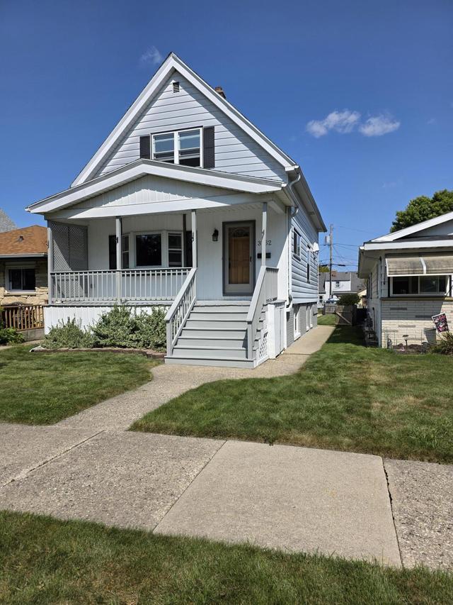 3762 E Holmes Ave., Cudahy, WI 53110