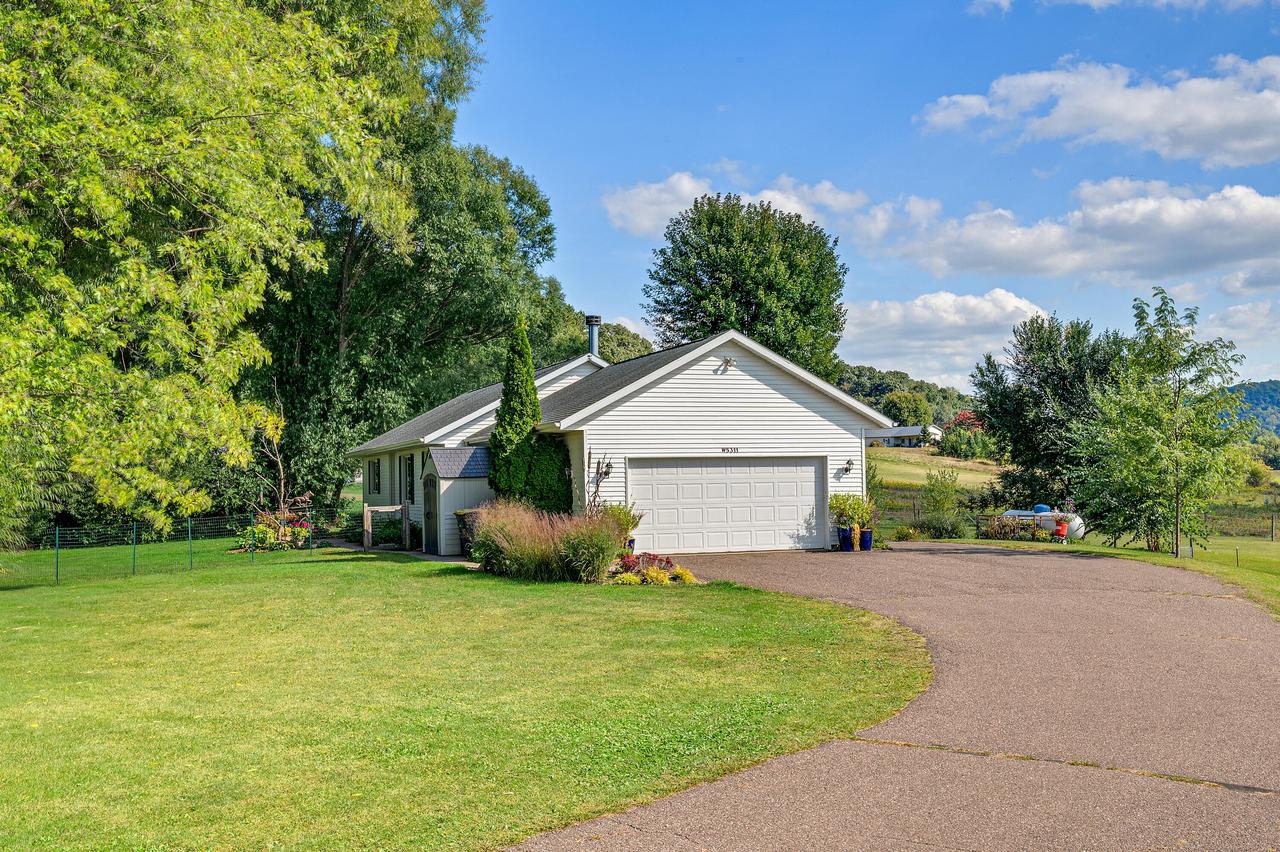 W5311 County Rd., Onalaska, WI 54636