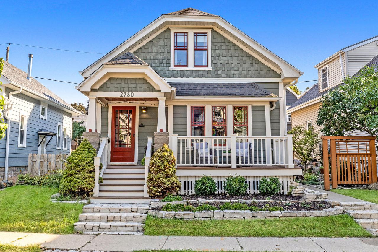 2780 S Delaware Ave, Milwaukee, WI 53207