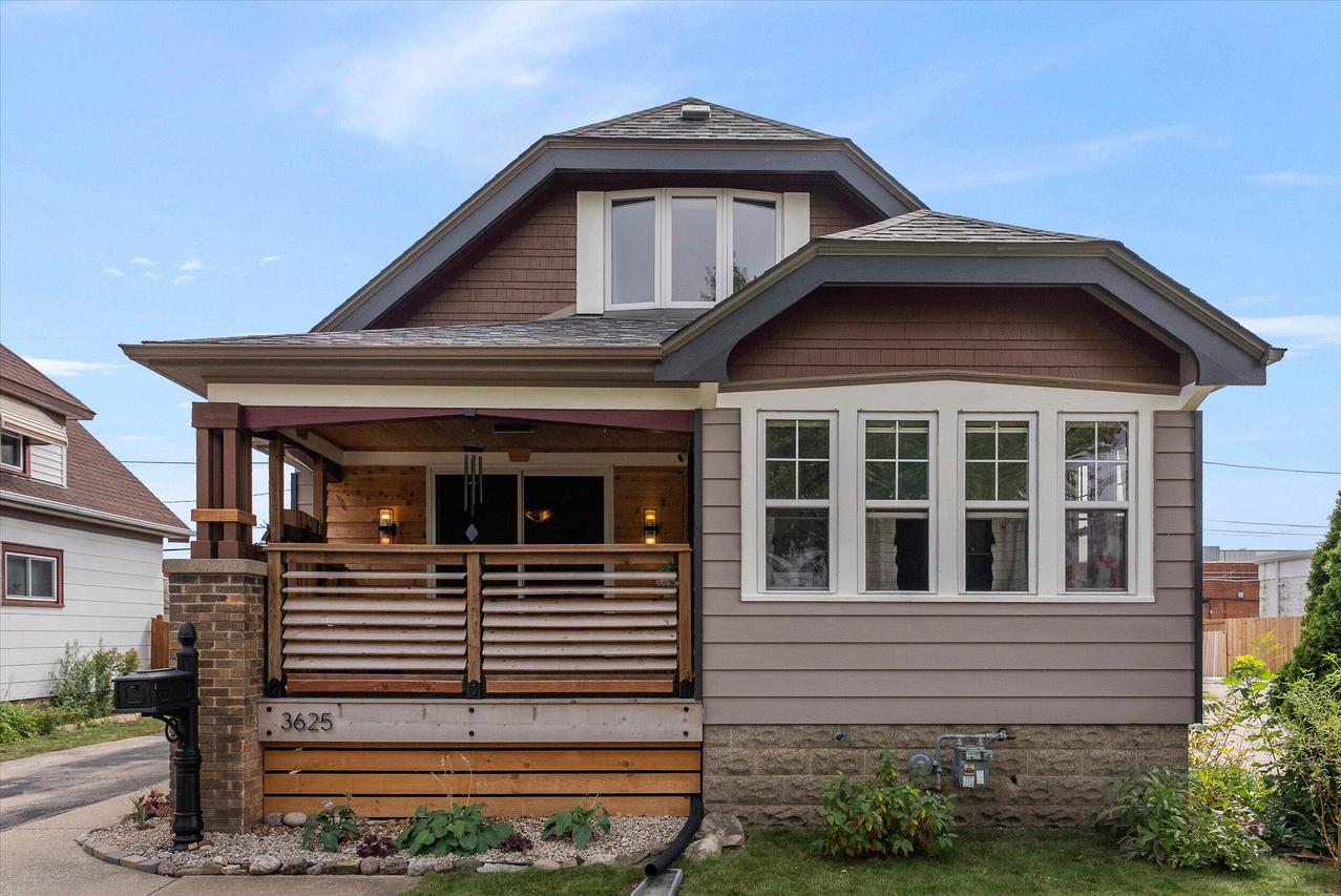 3625 E Wanda Ave, Cudahy, WI 53110