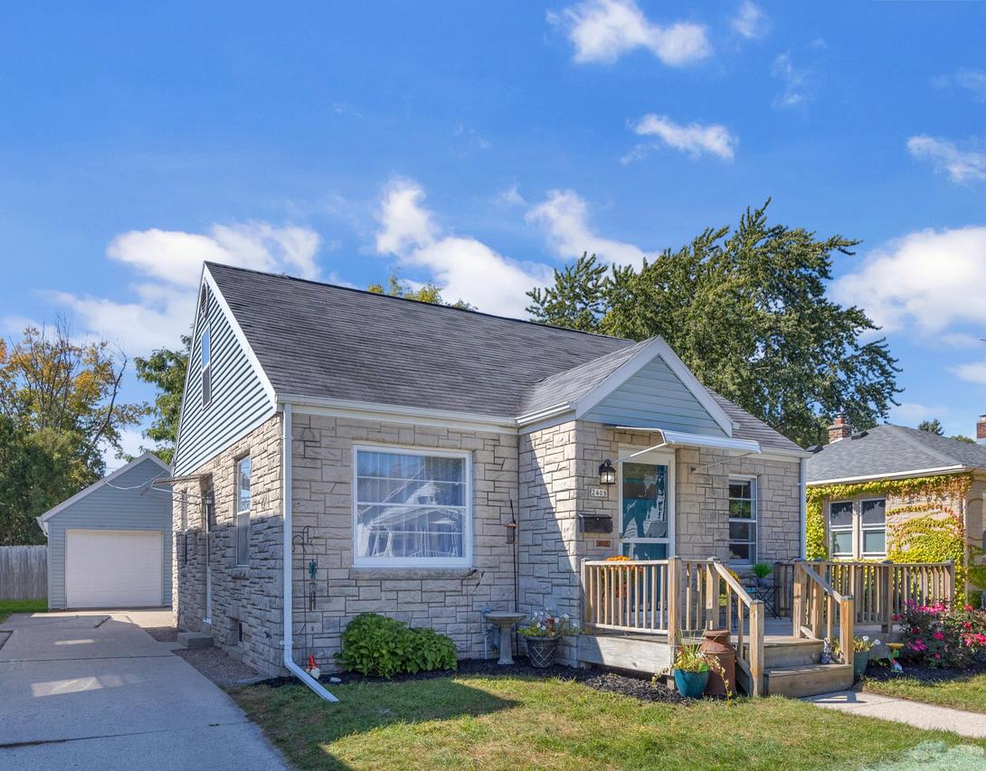 2408 N 23 St, Sheboygan, WI 53083