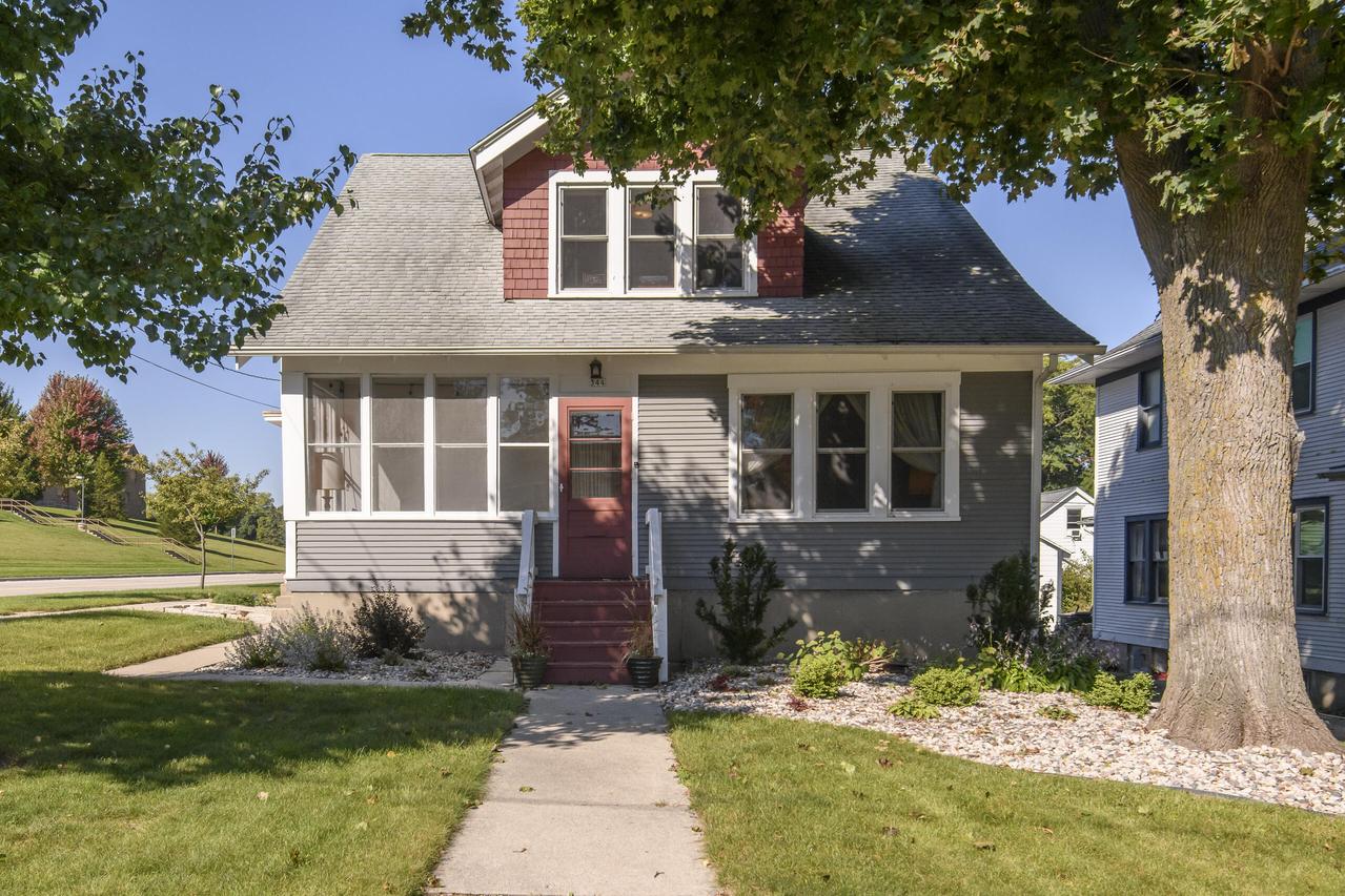 344 S 8th Ave, West Bend, WI 53095