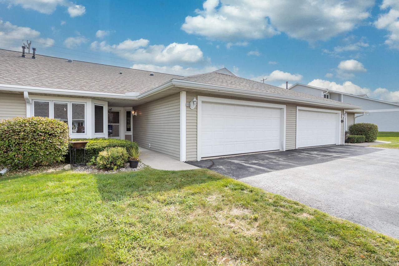 266 Hartford Sq #3, Hartford, WI 53027