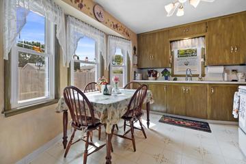5306 41st Ave, Kenosha, WI 53144