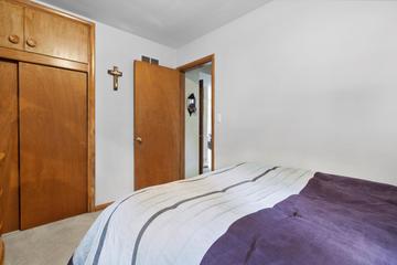 5306 41st Ave, Kenosha, WI 53144
