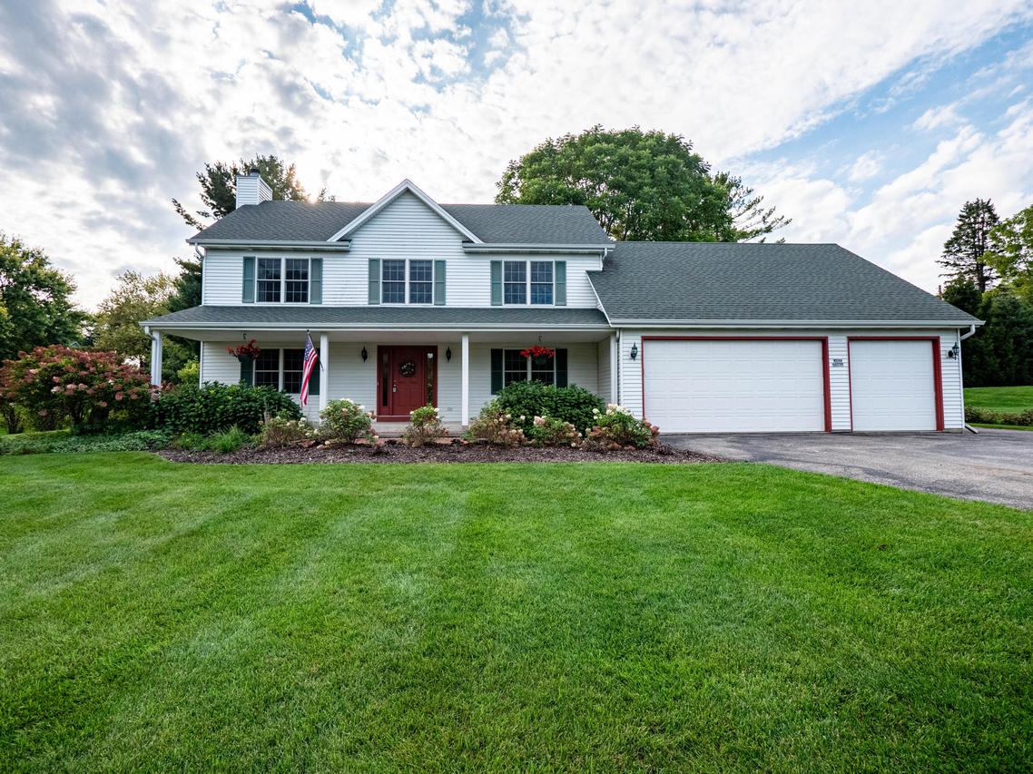 W264N6779 Lake Dr, Lisbon, WI 53089