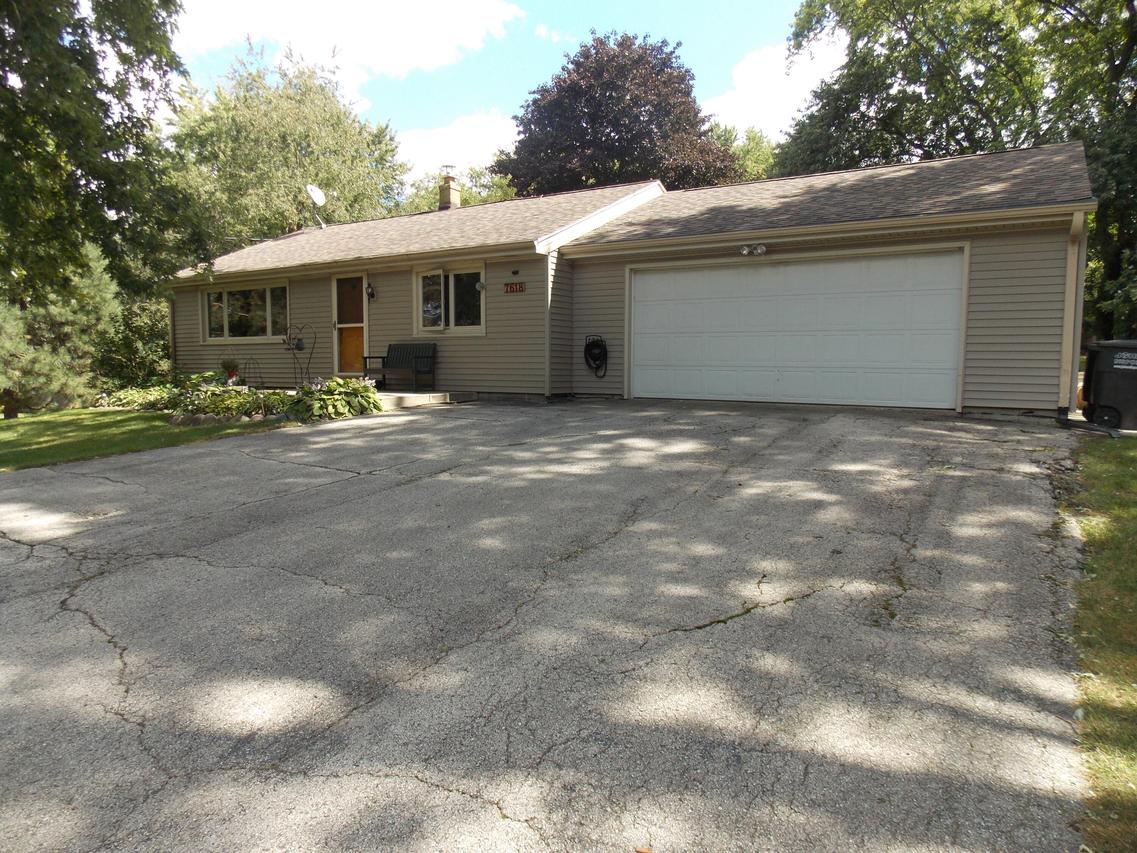 7618 S North Cape, Franklin, WI 53132