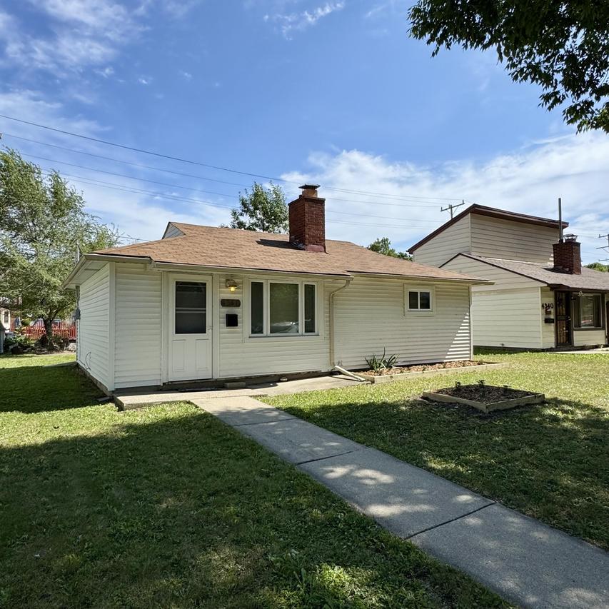 4346 N 42nd Pl, Milwaukee, WI 53216