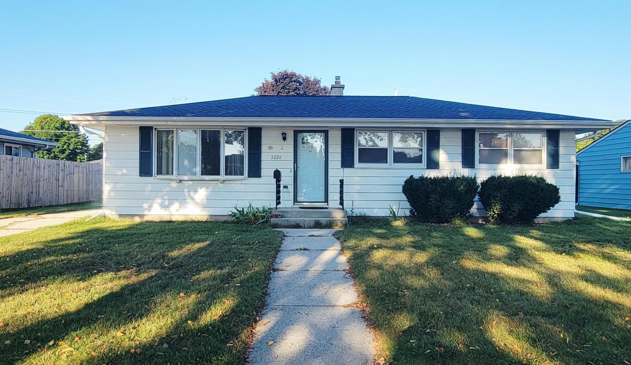 3226 S 10th St, Sheboygan, WI 53081