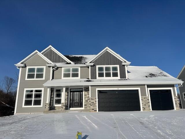 935 Kohlwey Dr, Grafton, WI 53024