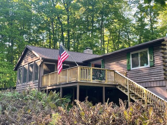 W6230 Olivia Ln, Crivitz, WI 54114