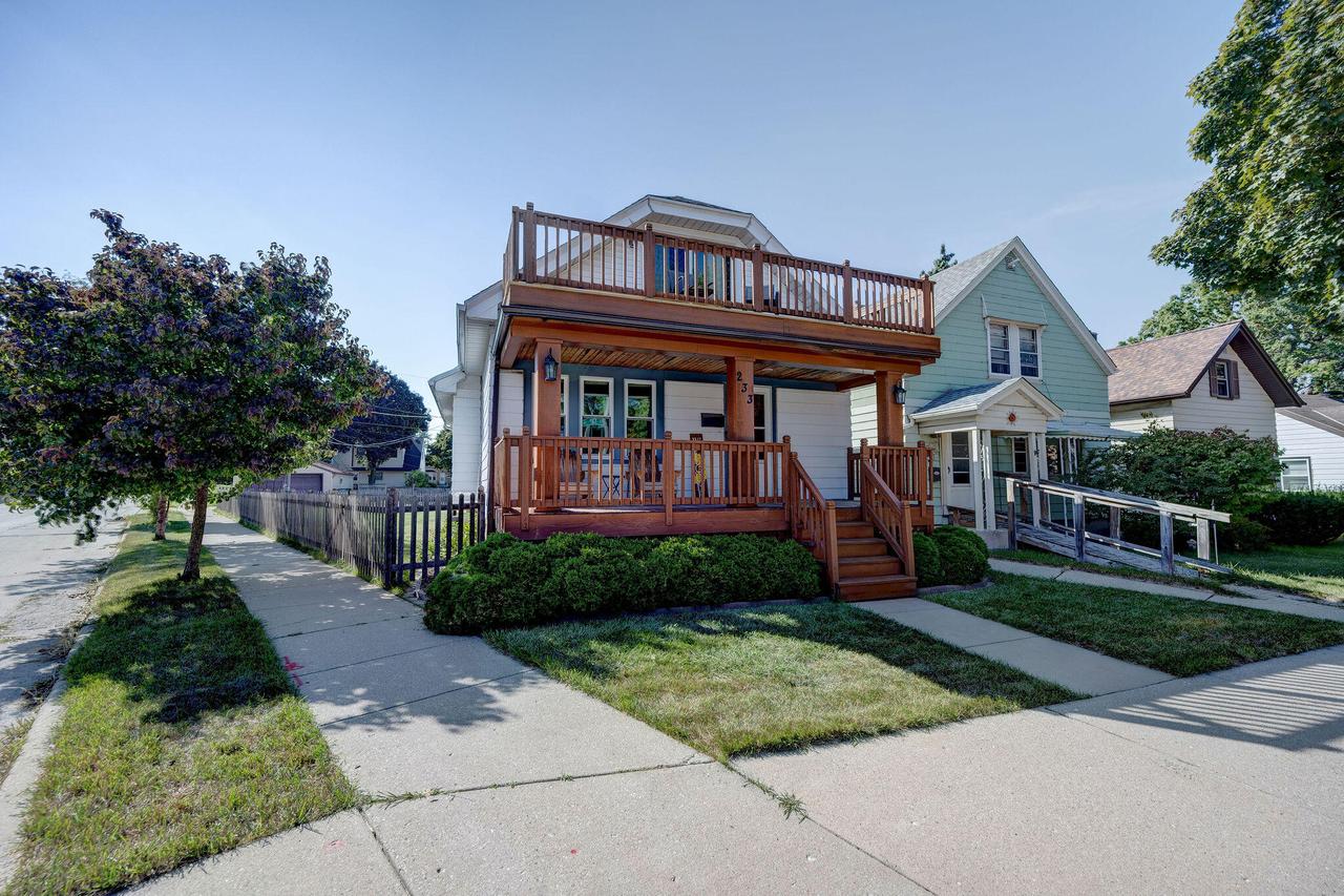 233 S 73rd St, Milwaukee, WI 53214