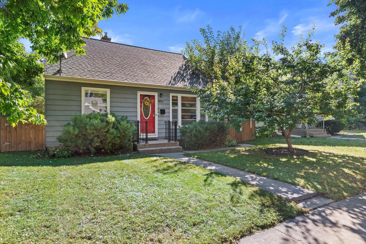 3618 N 77th St, Milwaukee, WI 53222