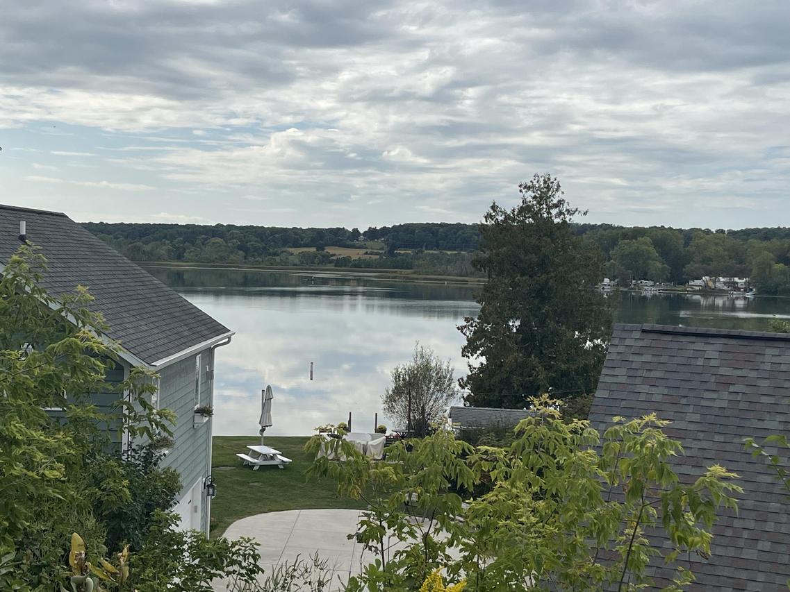 W6244 Lake Ellen Ct, Lyndon, WI 53011