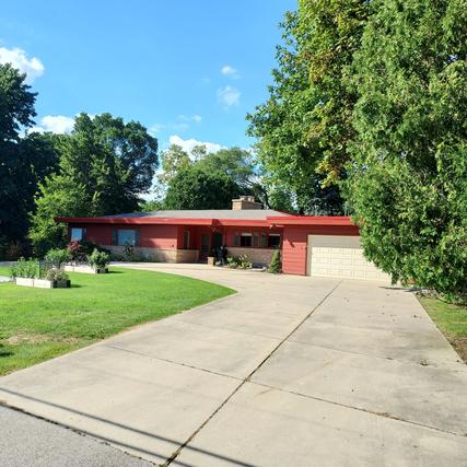 New Homes For Sale This Week That Attend Nicolet High School: September 12th to September 18th