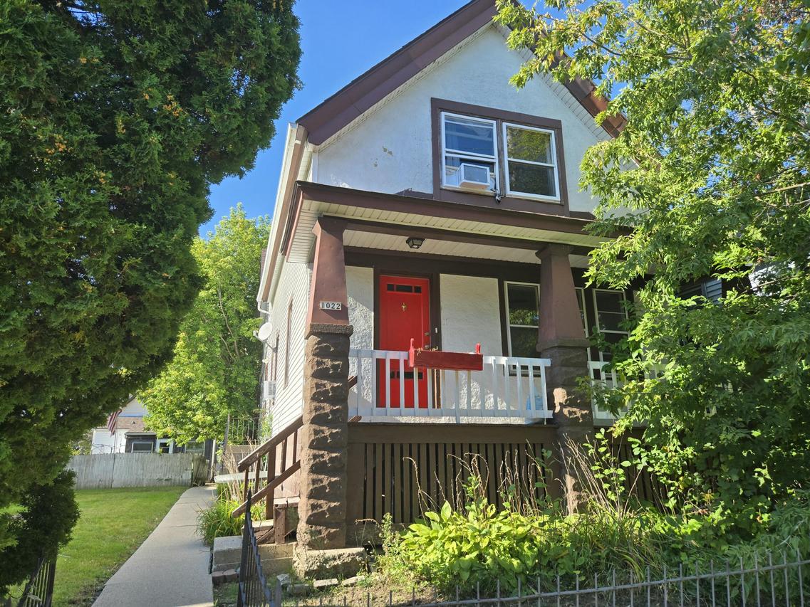 1022 E Potter Ave, Milwaukee, WI 53207
