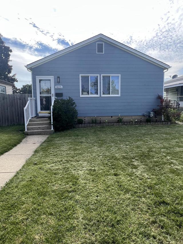 3835 S 17th St, Milwaukee, WI 53221