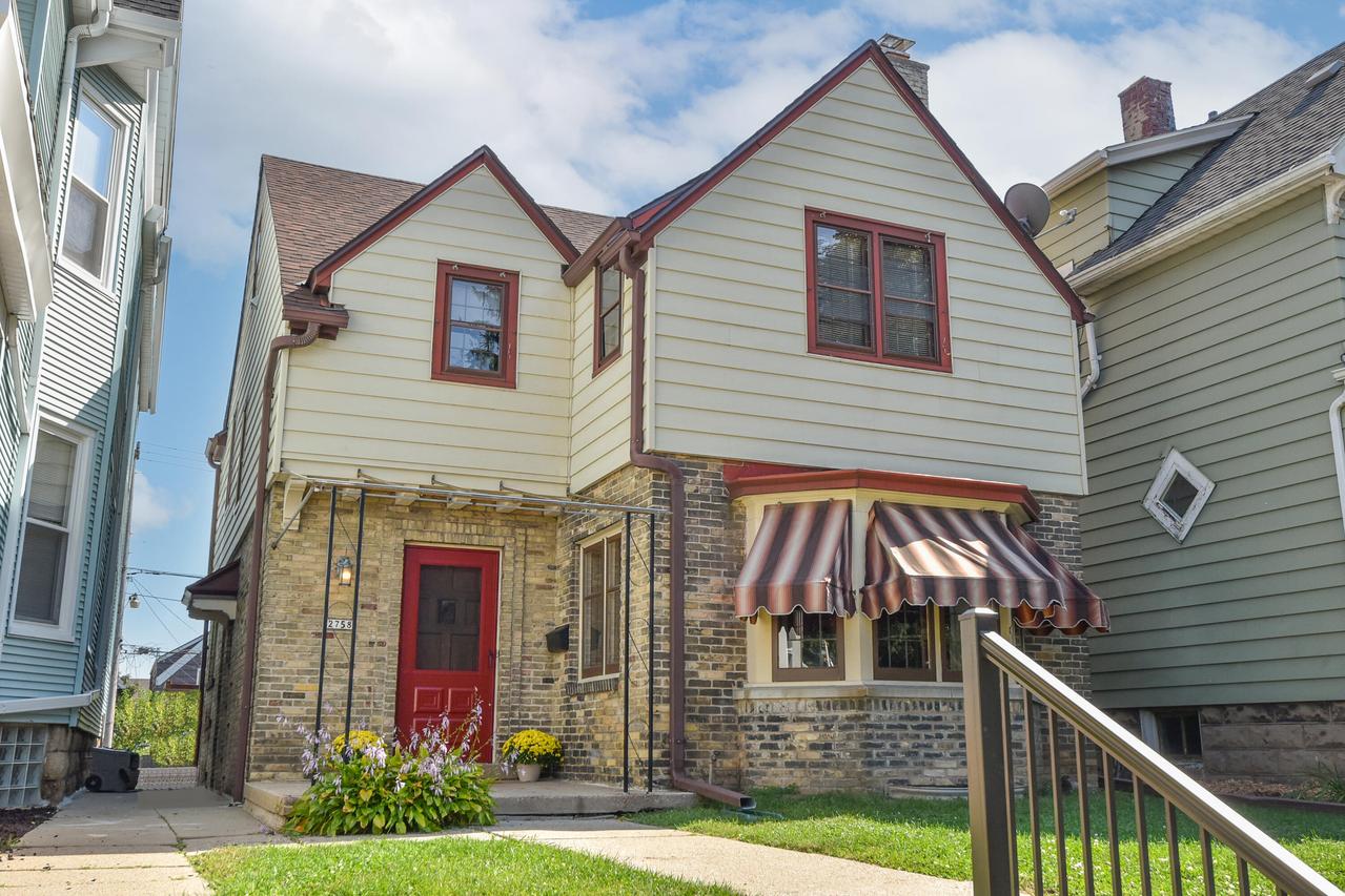 2758 S Logan Ave, Milwaukee, WI 53207