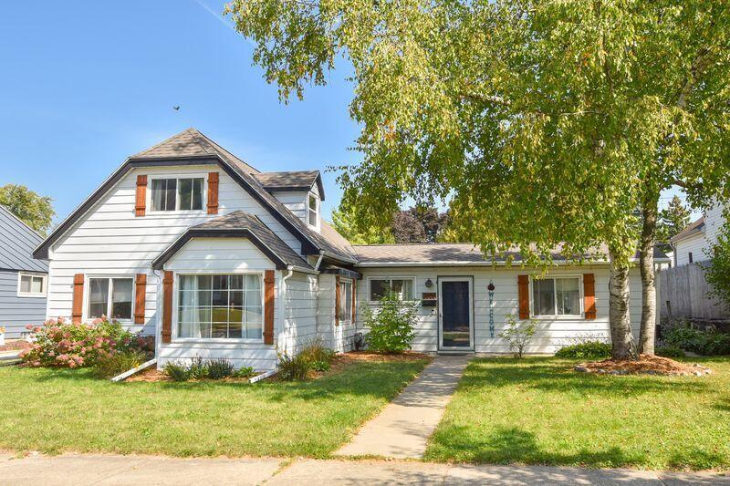 3658 S 85th St, Milwaukee, WI 53228