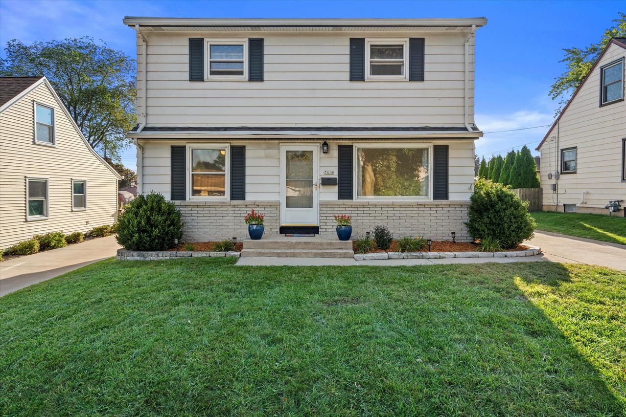 3416 S 88th St, Milwaukee, WI 53227