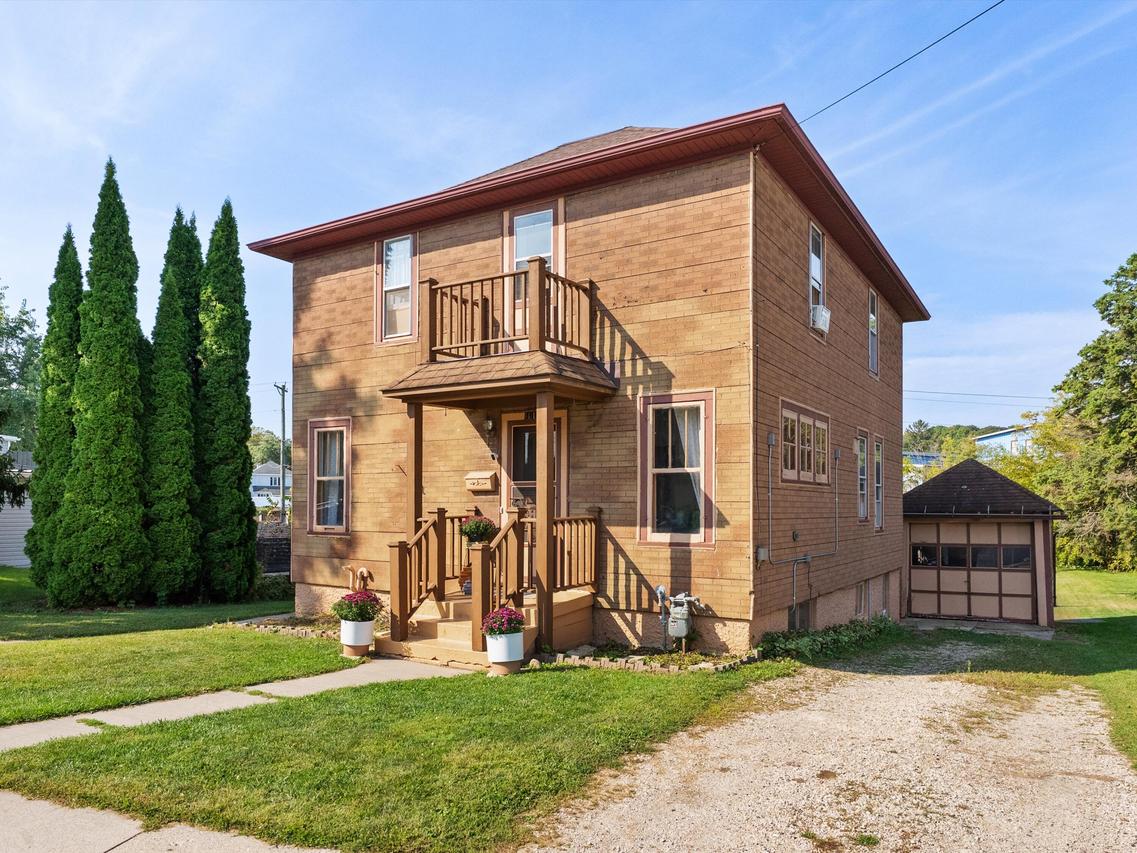 418 Middle St, Plymouth, WI 53073