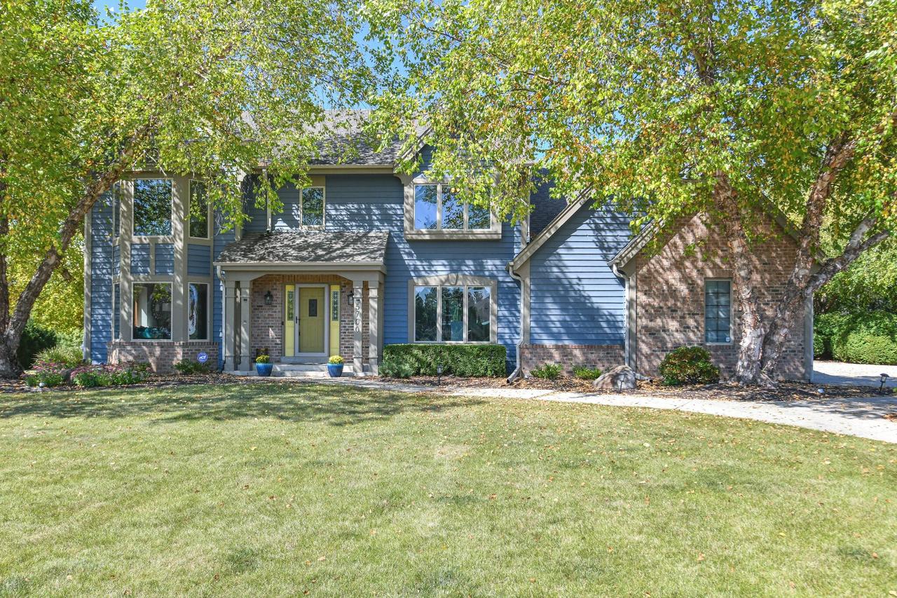 5700 Woodland Hills, Mount Pleasant, WI 53406