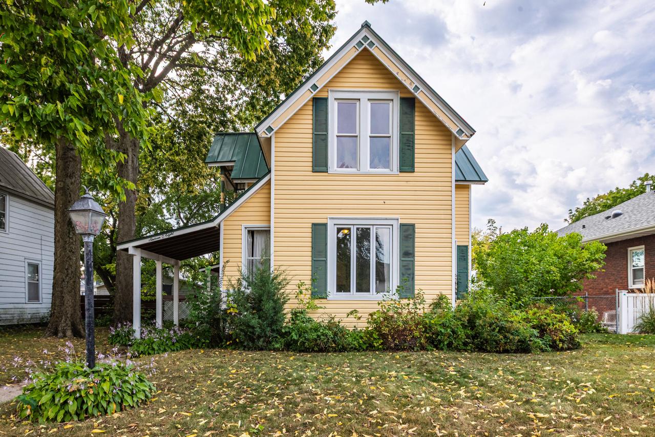1608 West Ave, La Crosse, WI 54601