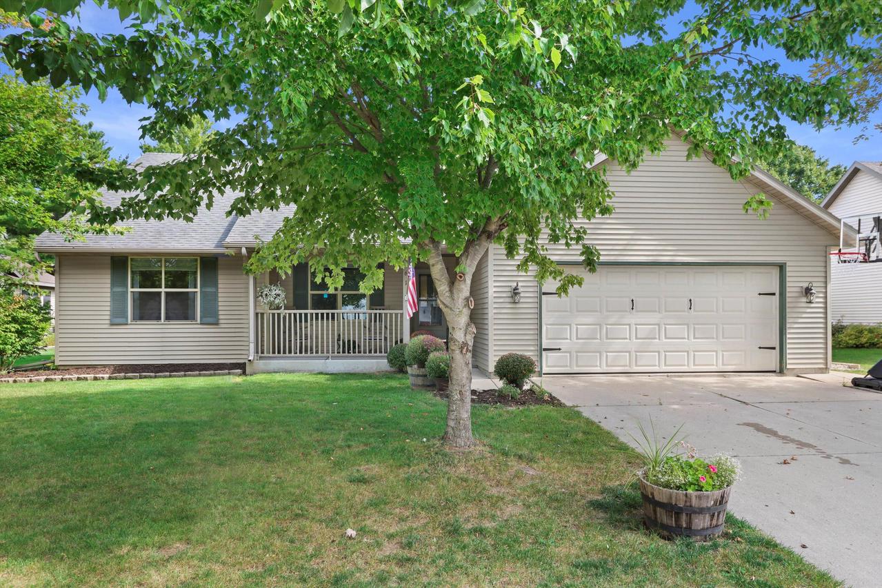 161 S Maple Ln, Whitewater, WI 53190