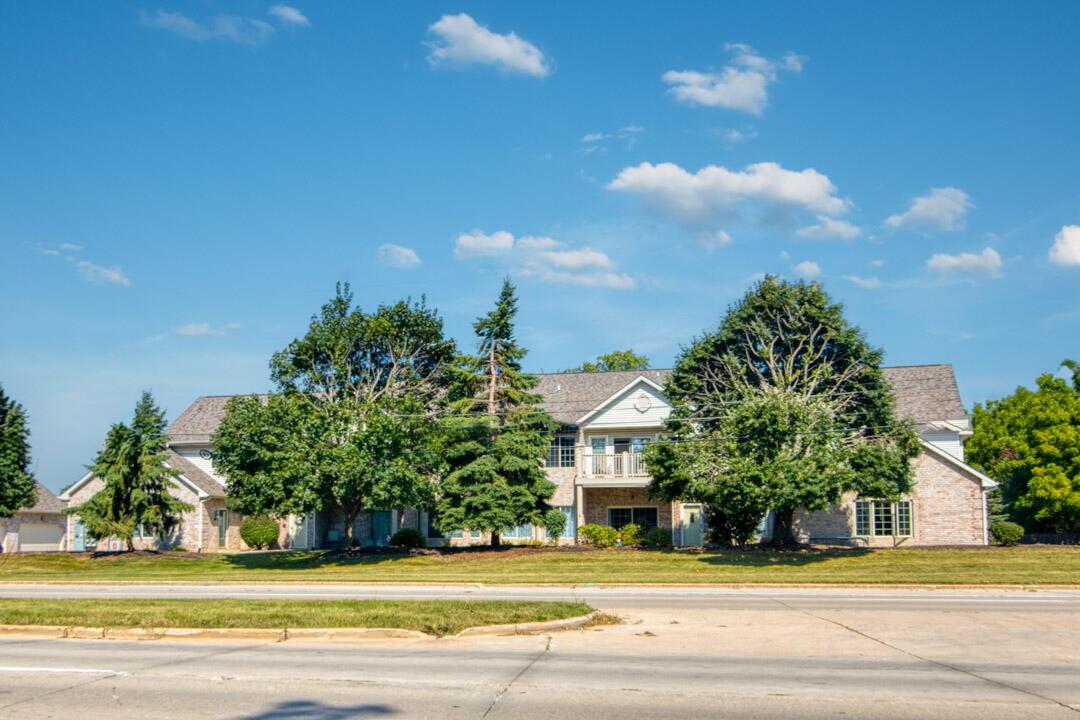 6510 Spring St #17, Mount Pleasant, WI 53406