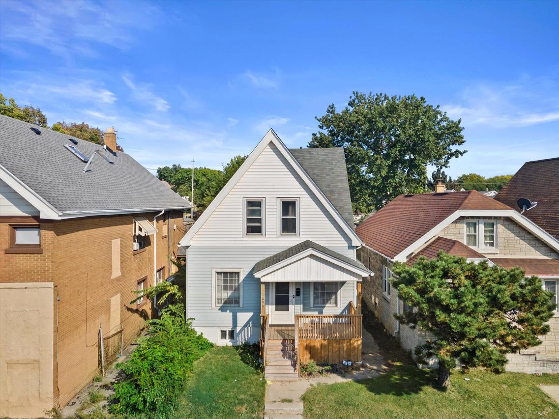 1606 S 35th St, Milwaukee, WI 53215