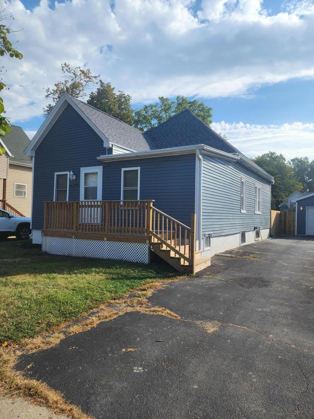 6205 32nd Ave, Kenosha, WI 53142
