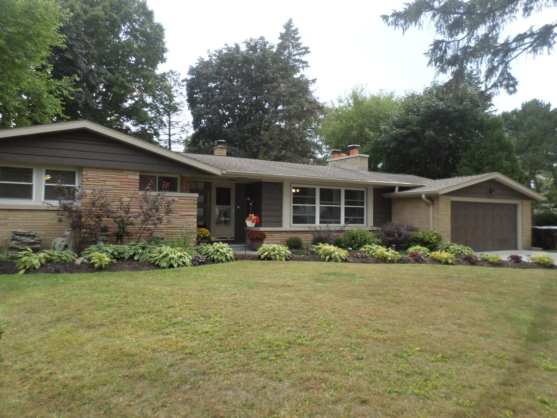 3418 Kensington Ct, Elmwood Park, WI 53405